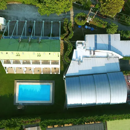 Thetis Estate Hotel *
